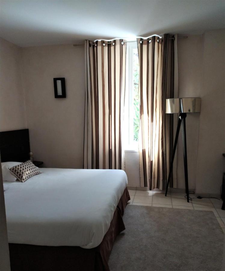 Le Synaya Hotell Sanary-sur-Mer Exteriör bild