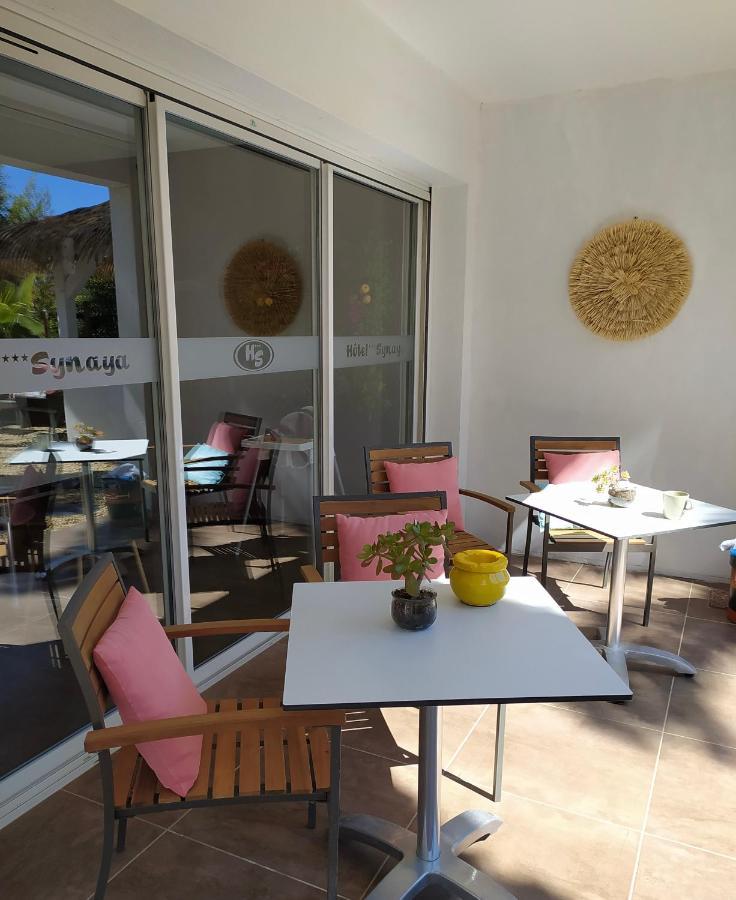 Le Synaya Hotell Sanary-sur-Mer Exteriör bild