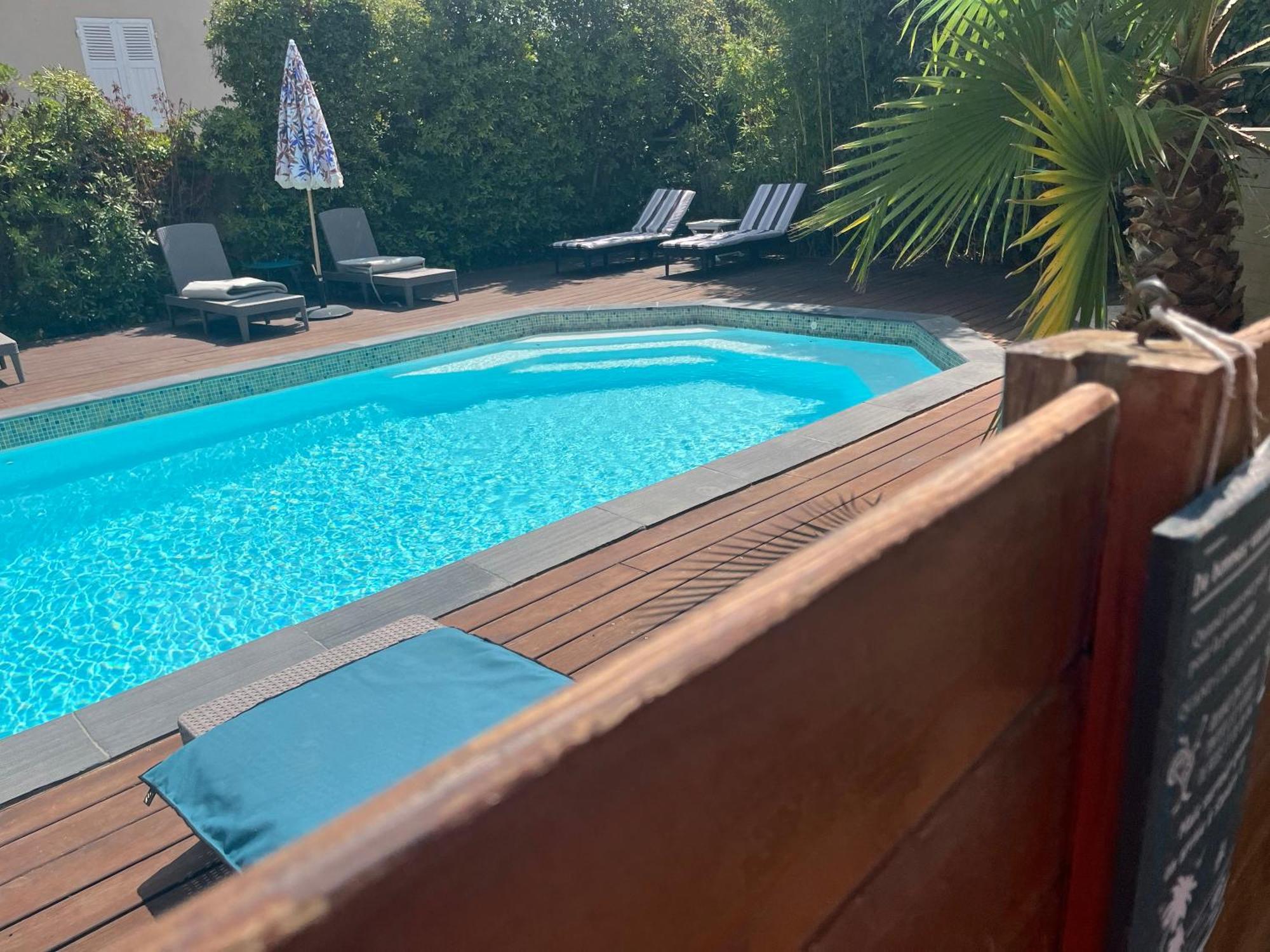 Le Synaya Hotell Sanary-sur-Mer Exteriör bild