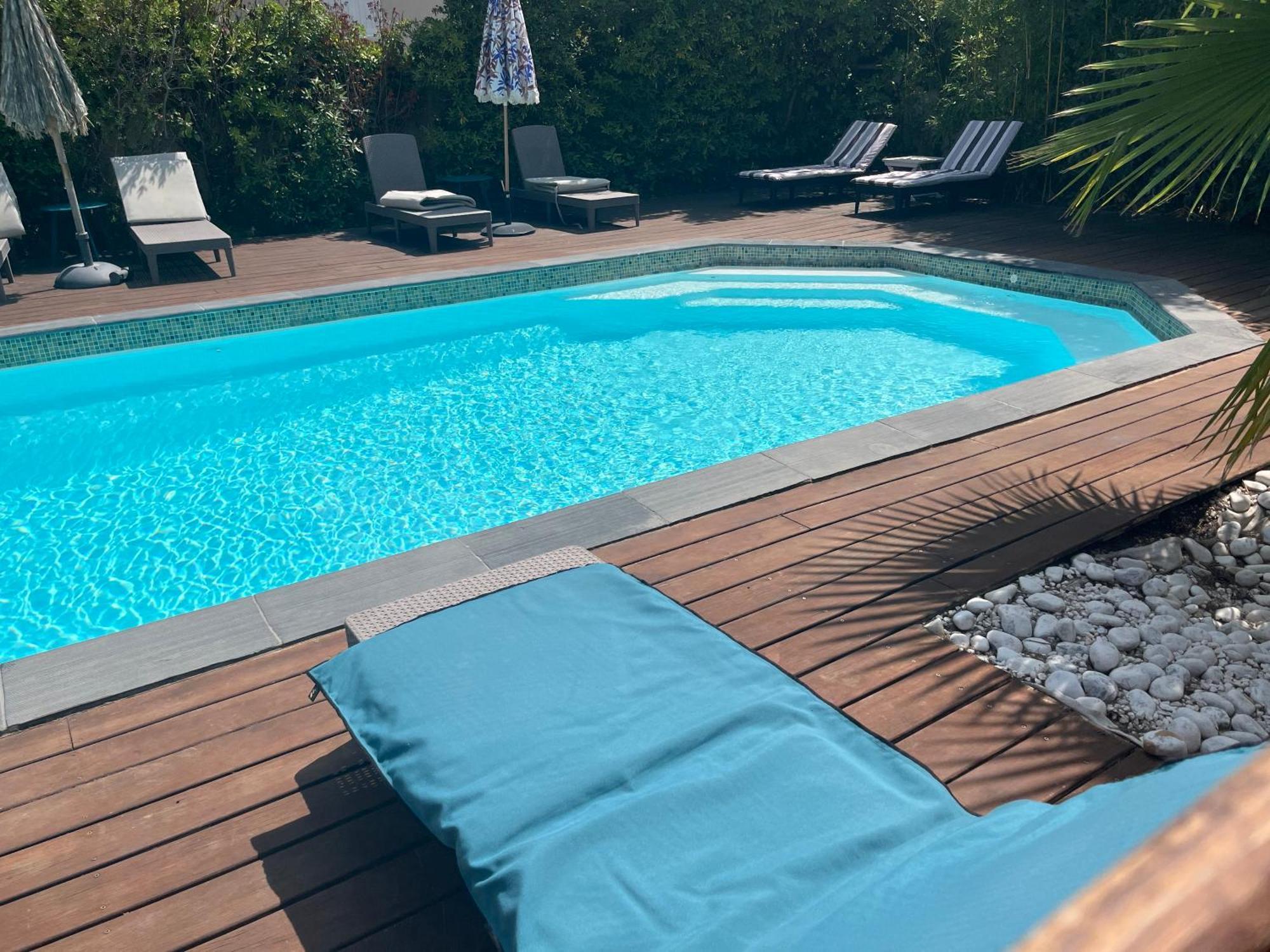 Le Synaya Hotell Sanary-sur-Mer Exteriör bild
