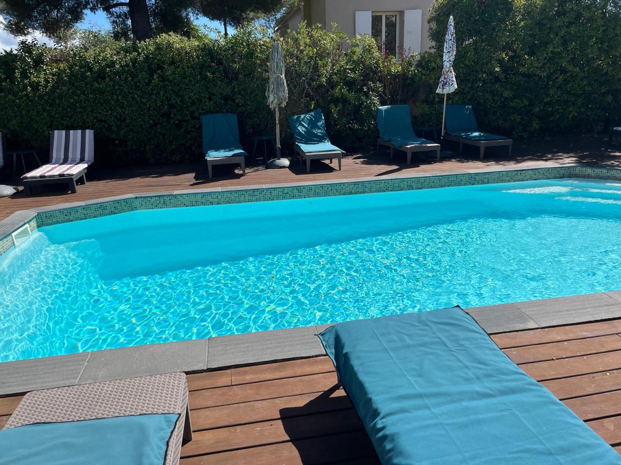Le Synaya Hotell Sanary-sur-Mer Exteriör bild