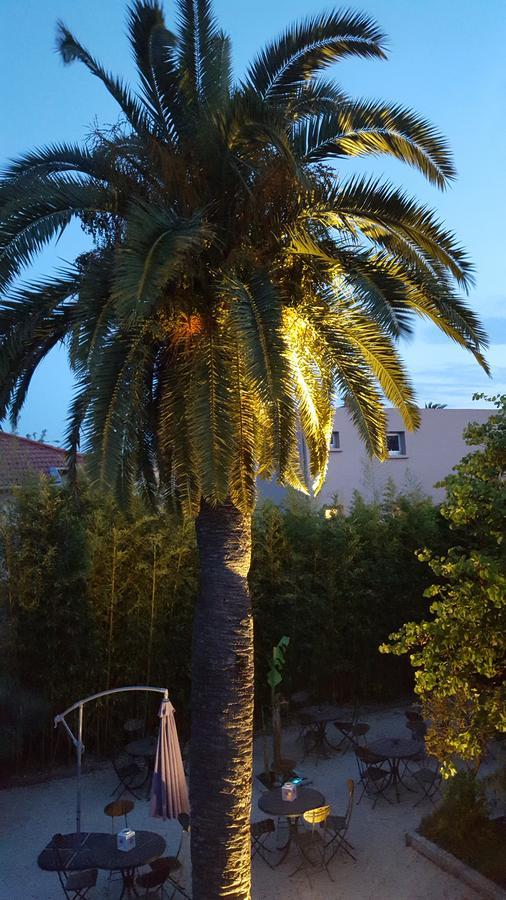Le Synaya Hotell Sanary-sur-Mer Exteriör bild