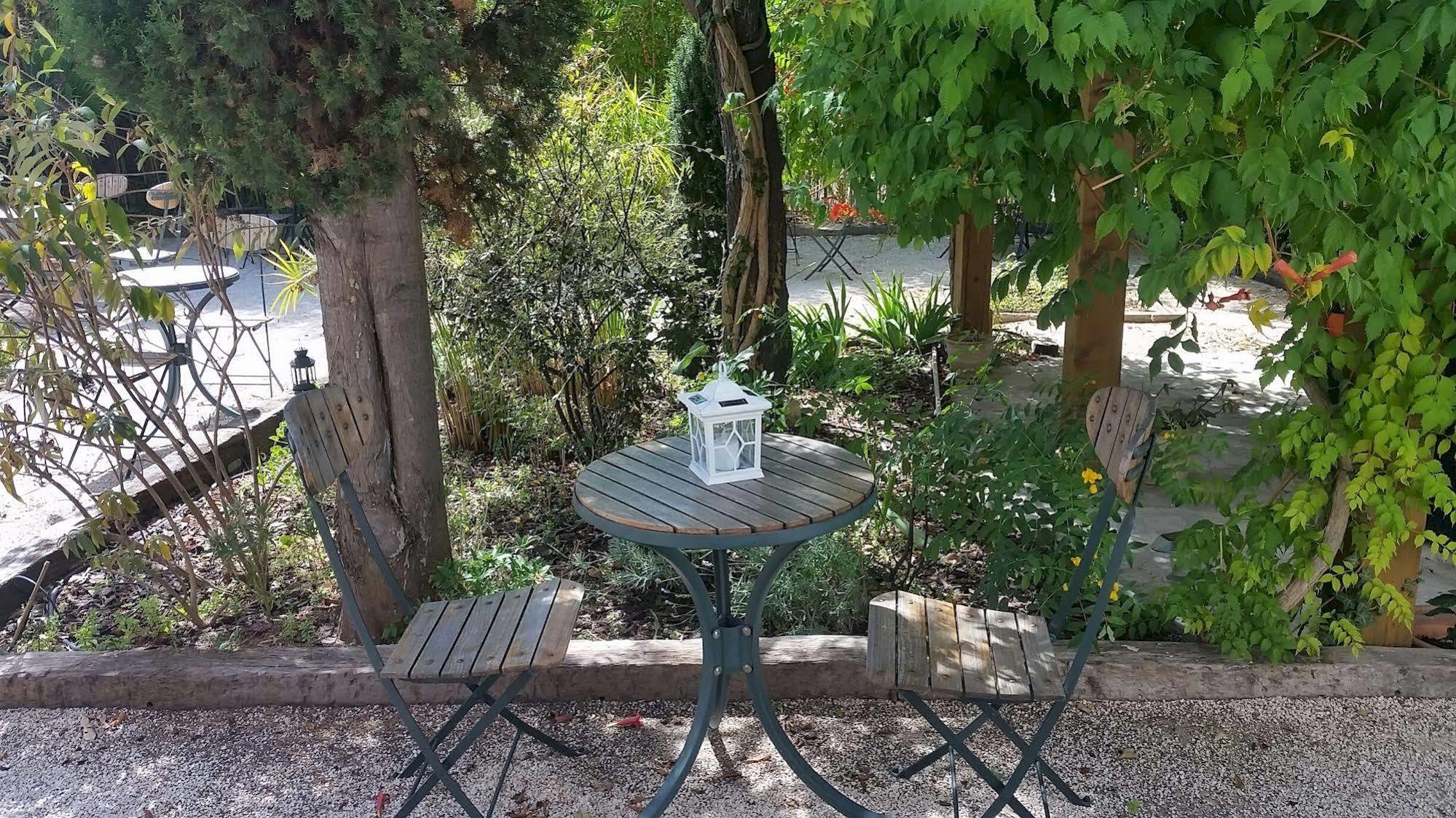 Le Synaya Hotell Sanary-sur-Mer Exteriör bild