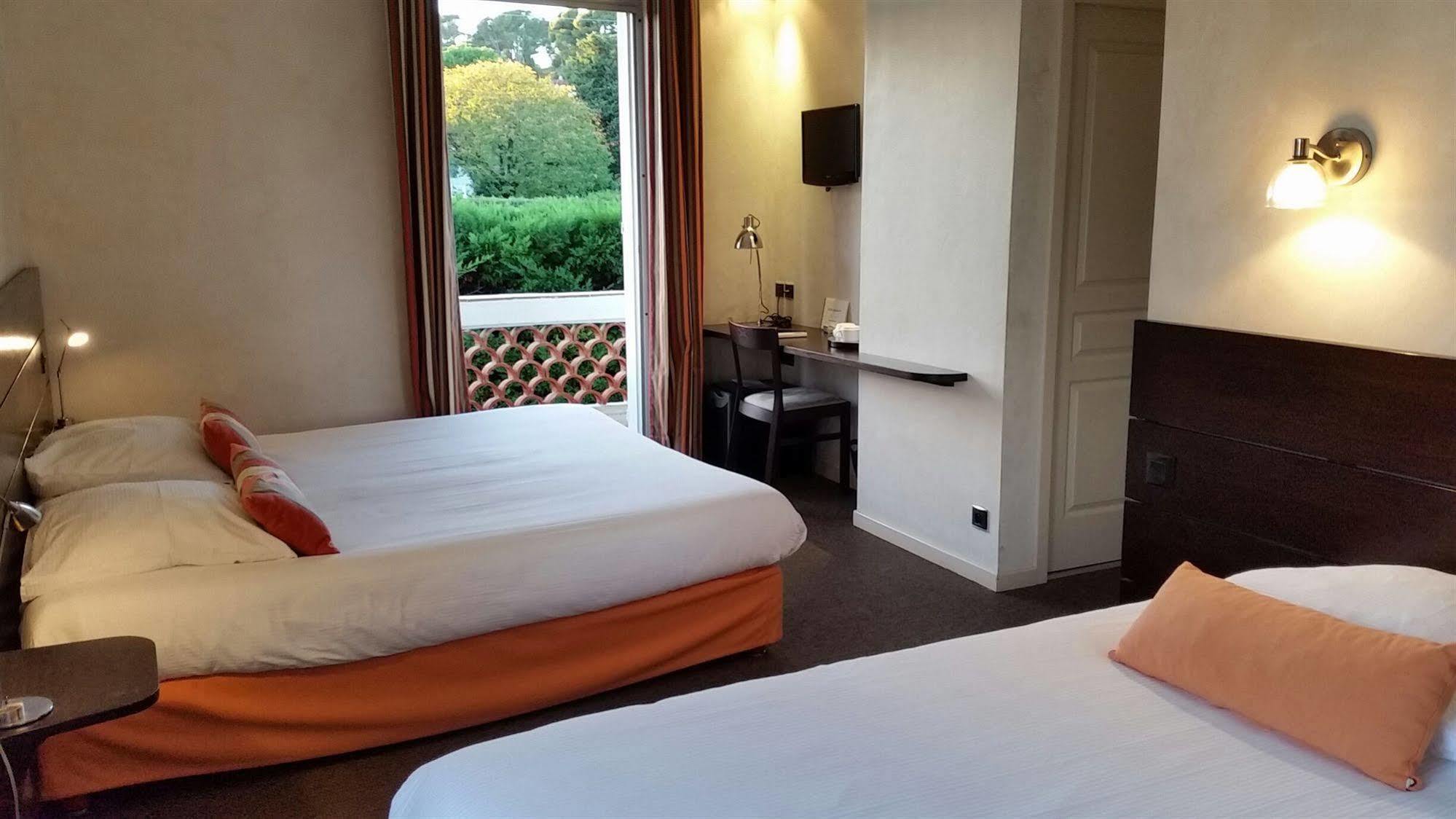 Le Synaya Hotell Sanary-sur-Mer Exteriör bild