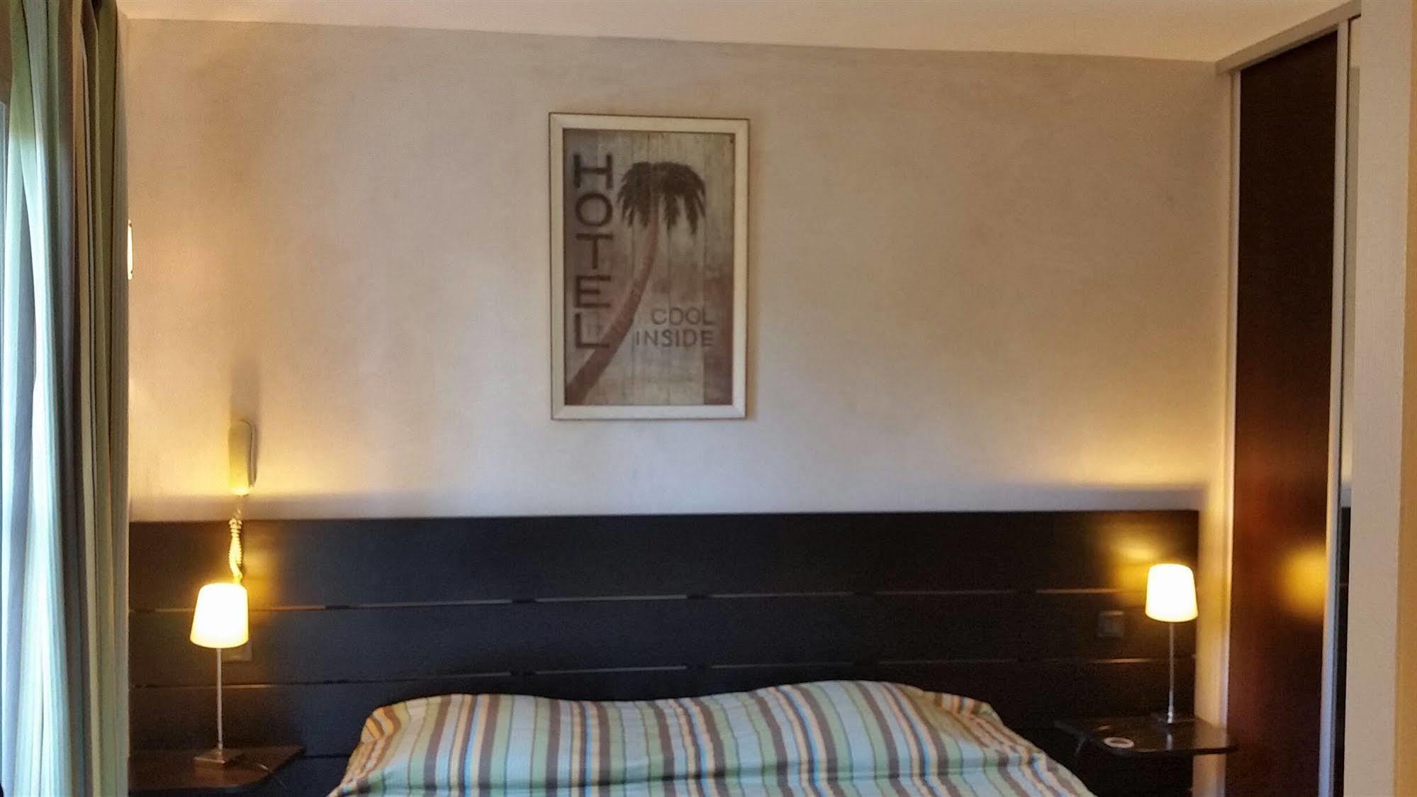 Le Synaya Hotell Sanary-sur-Mer Exteriör bild